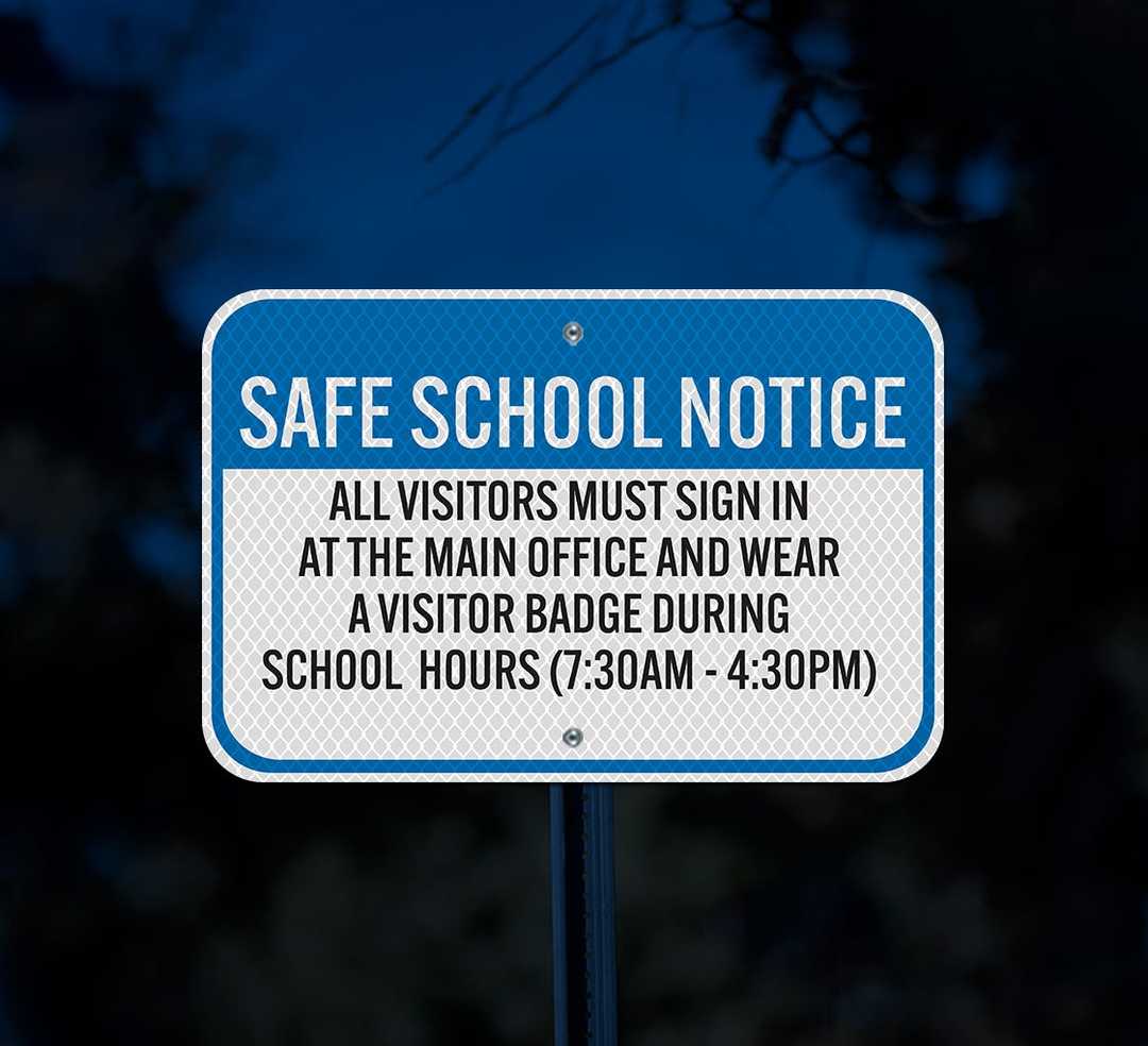 All Visitors Must Sign In Aluminum Sign (Diamond Reflective)