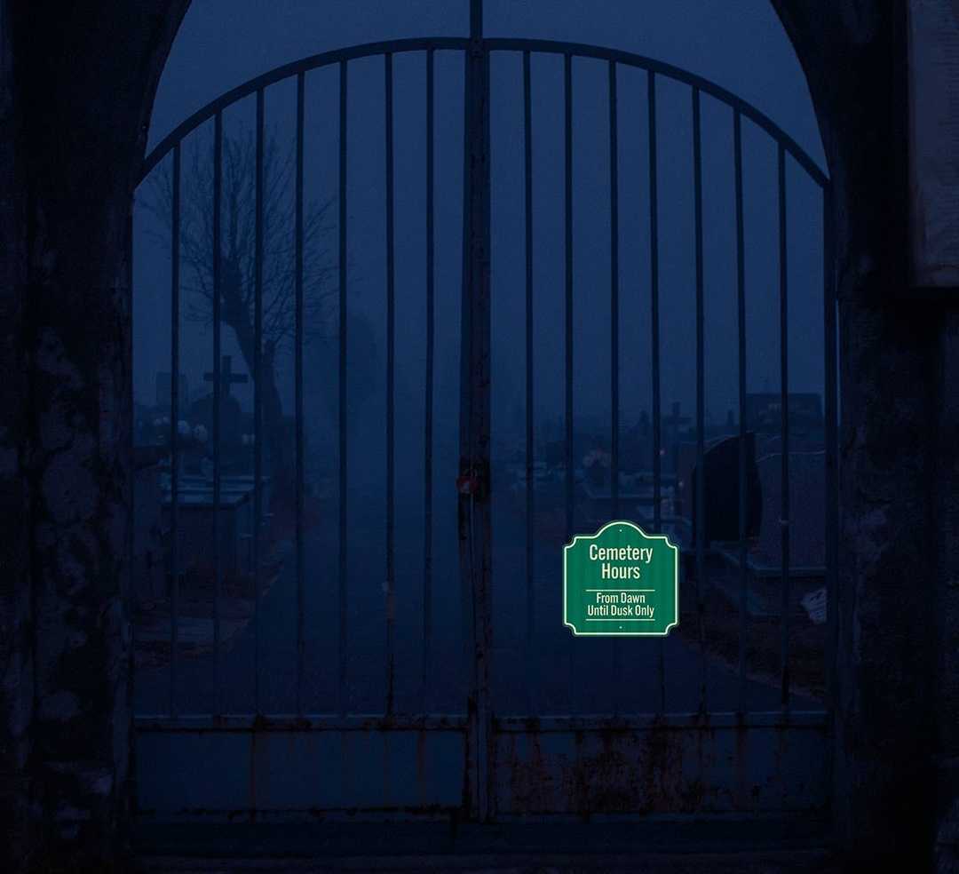 Cemetery Hours Aluminum Sign (HIP Reflective)